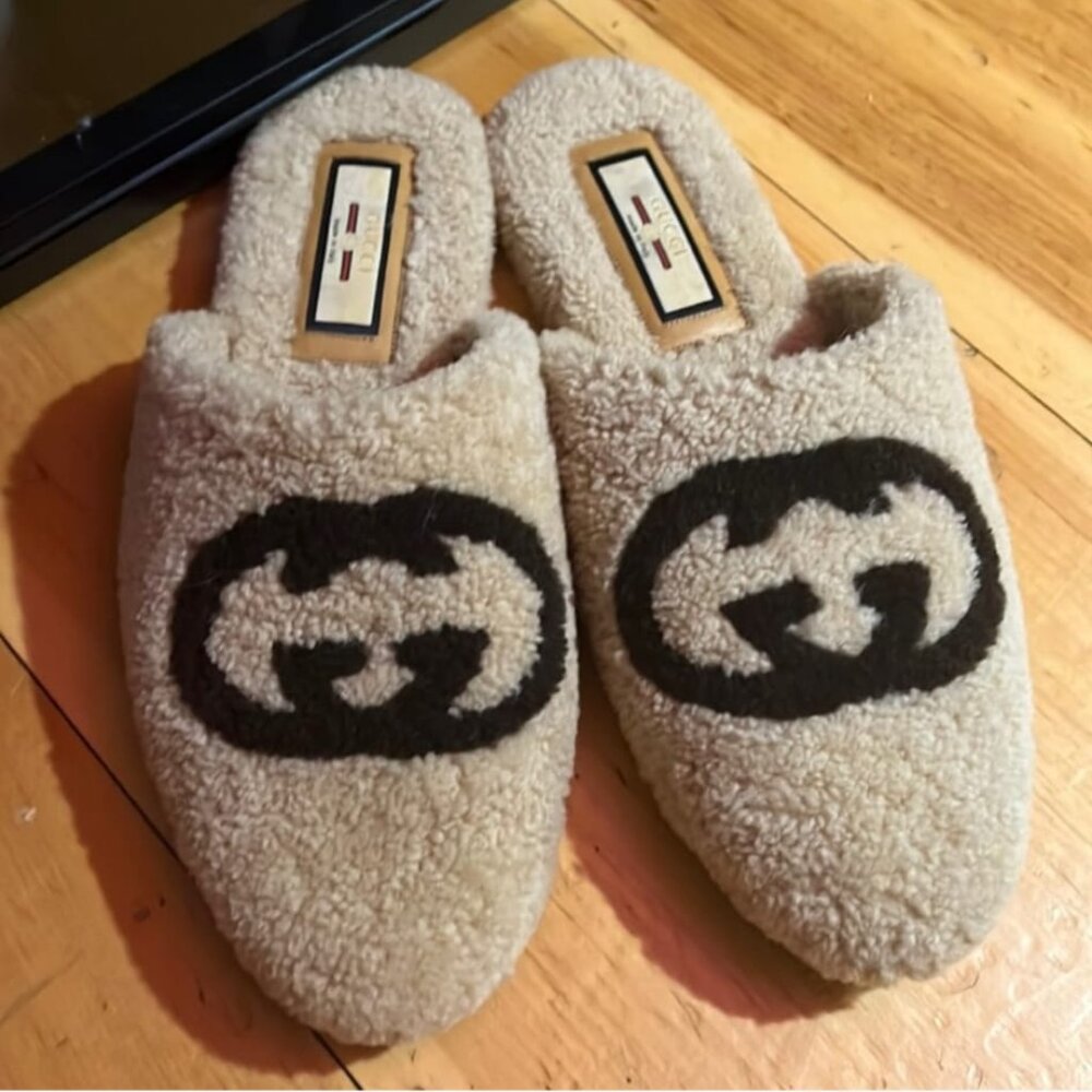 Gucci Men’s loafers ssz11, Flamel Interlocking G Wool Slipper, beige